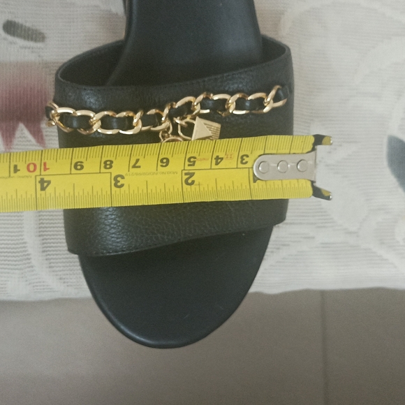 Authentic Michael Kors Elsa Platforms for women - Picture 10 of 11